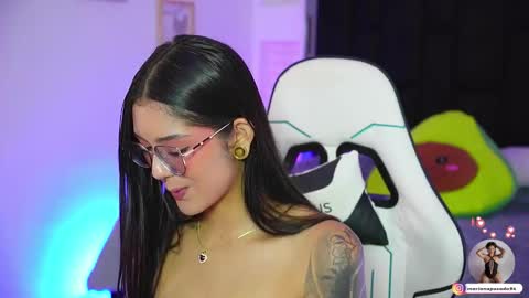 Snapshot of mariana_monroe04 chatting on 03/05/26, 08:05 Mariana online show from 03/05/26, 08:05