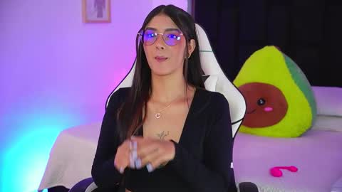 Snapshot of mariana_monroe04 chatting on 03/12/26, 07:09 Mariana online show from 03/12/26, 07:09