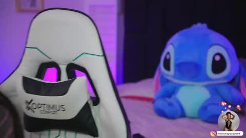 Snapshot of mariana_monroe04 chatting on 04/20/26, 11:46 Mariana online show from 04/20/26, 11:46