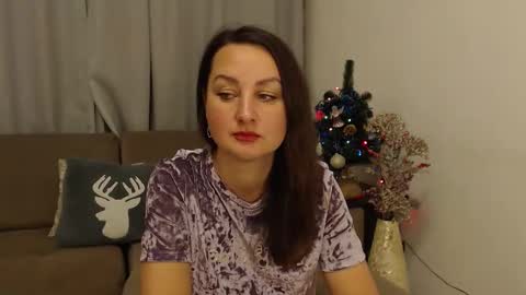 MarianaMur online show from 12/19/24, 01:07