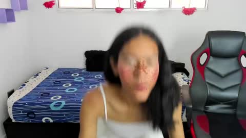 Mariana online show from 03/04/25, 02:10