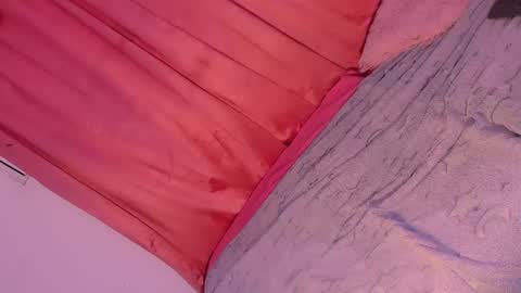 Mariana online show from 10/16/25, 12:06