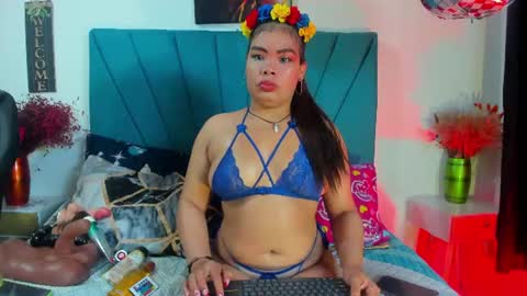 Snapshot of mariana_star1 chatting on 06/18/26, 04:13 mariana_star1 online show from 06/18/26, 04:13