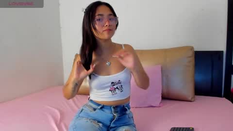 Snapshot of mariana_toress chatting on 03/16/26, 11:31 Mariana torres online show from 03/16/26, 11:31