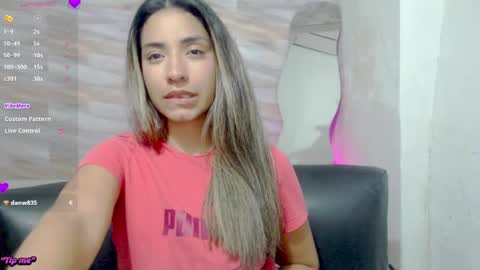 Snapshot of mariana_turner chatting on 02/12/25, 12:48 Mariana turner online show from 02/12/25, 12:48