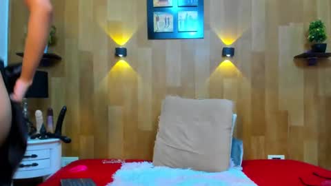 Snapshot of marianaa_aangel chatting on 01/15/25, 06:51 Mariana Angel online show from 01/15/25, 06:51