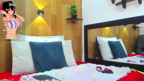 Snapshot of marianaa_aangel chatting on 09/22/25, 07:05 Mariana Angel online show from 09/22/25, 07:05