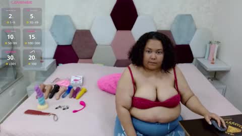 Snapshot of marianabbw_ chatting on 04/26/26, 04:59 mariana online show from 04/26/26, 04:59