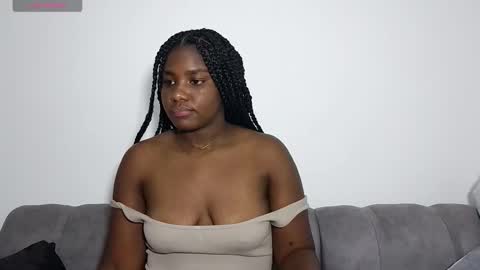 marianaee online show from 10/20/25, 06:36
