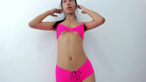 Snapshot of marianagarcia_1 chatting on 09/15/25, 07:47 Mariana Garcia online show from 09/15/25, 07:47