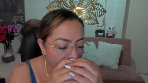 Mariana Lopez online show from 02/03/25, 09:08