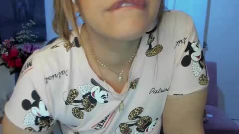 Mariana Lopez online show from 02/12/25, 03:07