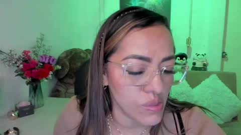 Mariana Lopez online show from 02/26/25, 07:31