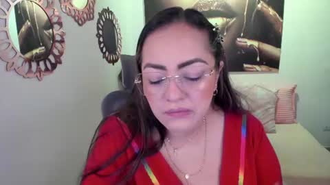 Snapshot of marianalopez81 chatting on 07/08/26, 12:48 Mariana Lopez online show from 07/08/26, 12:48