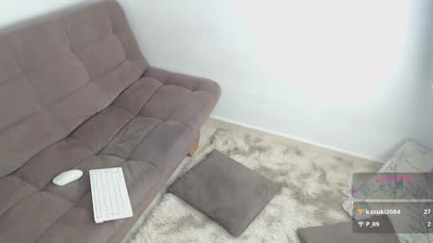 Mariana  online show from 03/09/25, 08:18