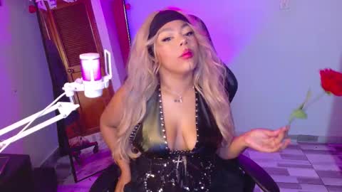 Mariana Prada online show from 02/15/26, 12:36