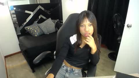 Mariana online show from 02/14/26, 09:06