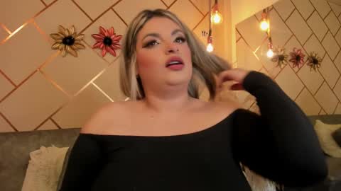 marianeporter online show from 09/17/25, 01:51