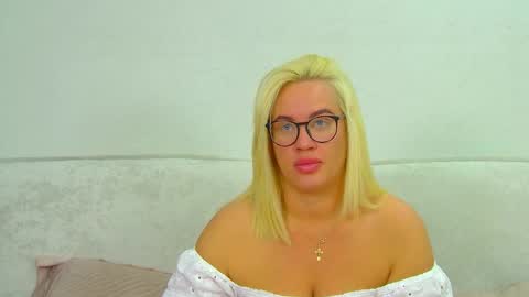 Maria online show from 06/05/26, 07:03