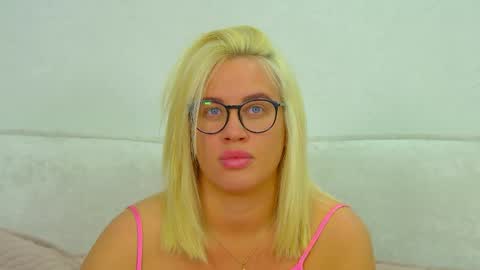 Maria online show from 06/06/26, 07:13