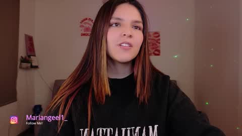 mariangeel_ online show from 01/15/26, 12:15