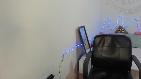 Mariangel online show from 12/22/24, 07:42