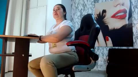 Mariani online show from 10/05/25, 11:41