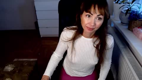 Snapshot of marianika chatting on 11/20/25, 09:20 marianika online show from 11/20/25, 09:20