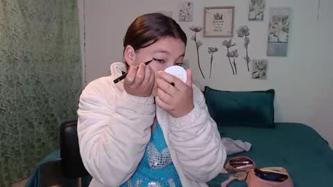 Snapshot of marianna__777 chatting on 03/10/25, 12:18 Mariana online show from 03/10/25, 12:18