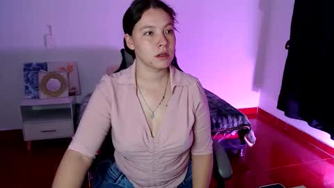 Snapshot of marianna__777 chatting on 11/02/25, 09:17 Mariana online show from 11/02/25, 09:17