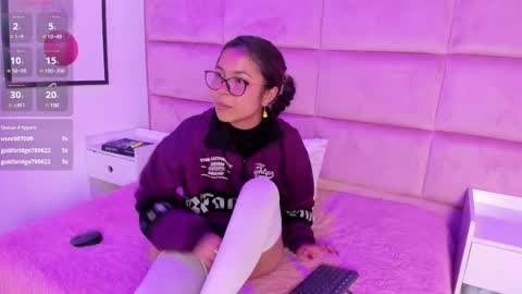 Snapshot of marianna_ray_ chatting on 03/10/25, 10:34 marianna_ray_ online show from 03/10/25, 10:34