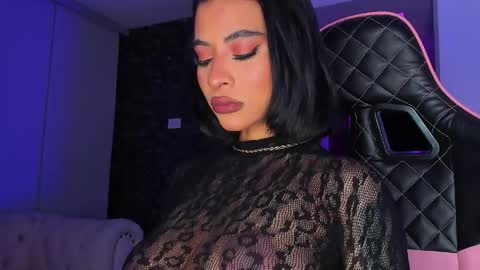 Snapshot of marianne__ chatting on 05/24/26, 06:51 M A R I A N E online show from 05/24/26, 06:51
