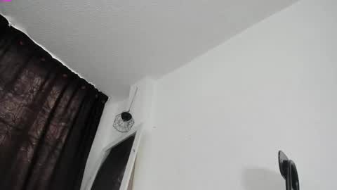 marianne online show from 01/22/25, 02:14