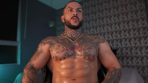 Mariano Costa online show from 12/31/24, 02:19