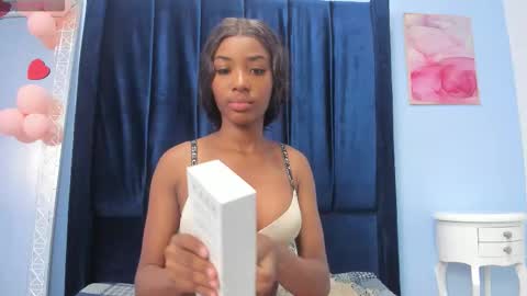 Snapshot of marianrosse chatting on 02/27/26, 06:02 marianrosse online show from 02/27/26, 06:02