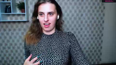 Mariia online show from 09/10/25, 01:11