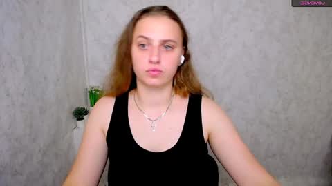 Snapshot of mariatess_ chatting on 06/12/26, 12:26 Mariia online show from 06/12/26, 12:26