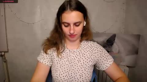 Snapshot of mariatess_ chatting on 07/10/26, 12:19 Mariia online show from 07/10/26, 12:19