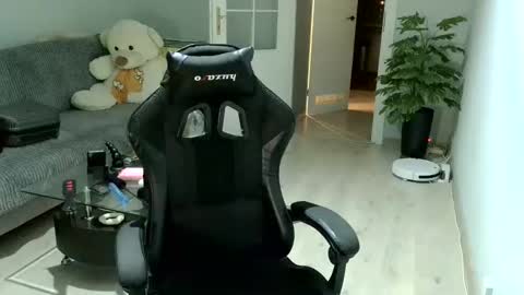 maribor5879 online show from 03/11/25, 01:37