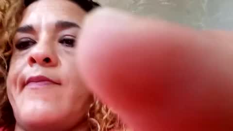 maribyleiva online show from 12/02/25, 12:21