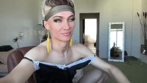 Snapshot of maridekoks chatting on 04/19/26, 07:07 Mari online show from 04/19/26, 07:07