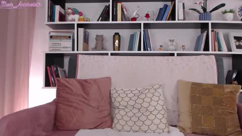 Snapshot of marie_antoinette62 chatting on 09/20/25, 09:16 Maria online show from 09/20/25, 09:16