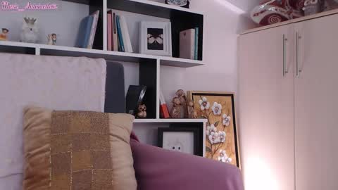 Snapshot of marie_antoinette62 chatting on 11/20/25, 07:19 Maria online show from 11/20/25, 07:19