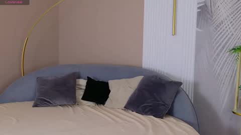 Marie LEAVE YOUR  WITH ME online show from 05/23/26, 05:23