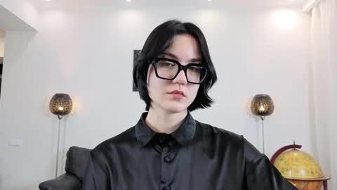 Snapshot of marie_fitch chatting on 12/22/25, 11:35 Marie Fitch online show from 12/22/25, 11:35