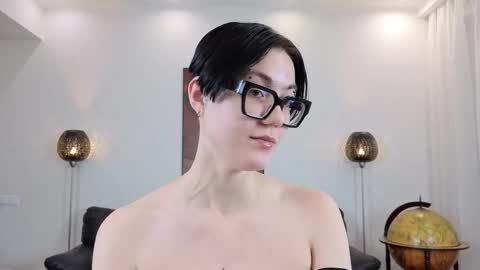 Snapshot of marie_fitch chatting on 02/26/26, 01:15 Marie Fitch online show from 02/26/26, 01:15