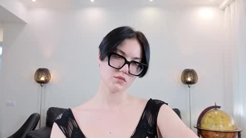 Snapshot of marie_fitch chatting on 03/12/26, 04:18 Marie Fitch online show from 03/12/26, 04:18