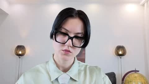 Snapshot of marie_fitch chatting on 03/29/26, 02:11 Marie Fitch online show from 03/29/26, 02:11