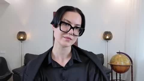 Marie Fitch online show from 05/22/26, 04:19