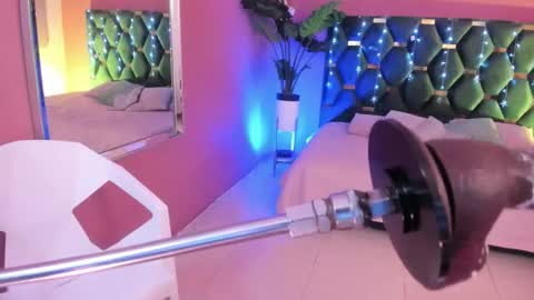 Snapshot of marie_harper chatting on 01/17/26, 04:06 Marie online show from 01/17/26, 04:06